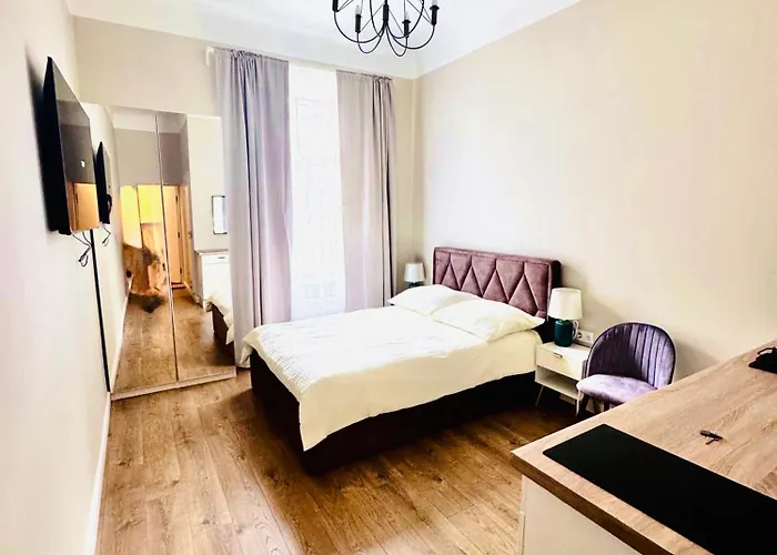 Smart Home Center Studios - Near Riga Old Town
